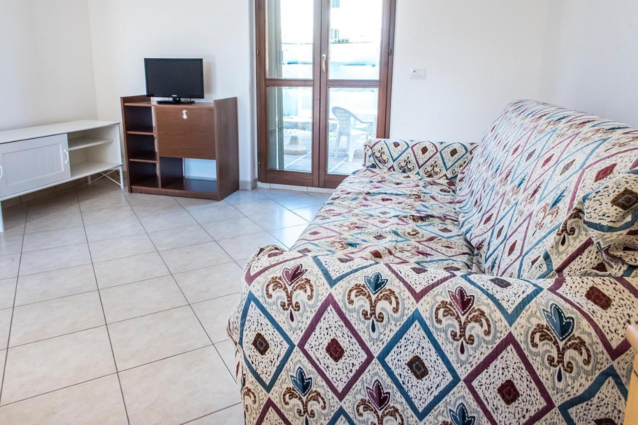 S130 - Sirolo, Deliziosa Villetta Con Terrazzo Luaran gambar